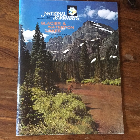 Set of 4 National Park vintage guidebooks Grand Tetons Glaciers Yellowstone - Picture 8 of 16